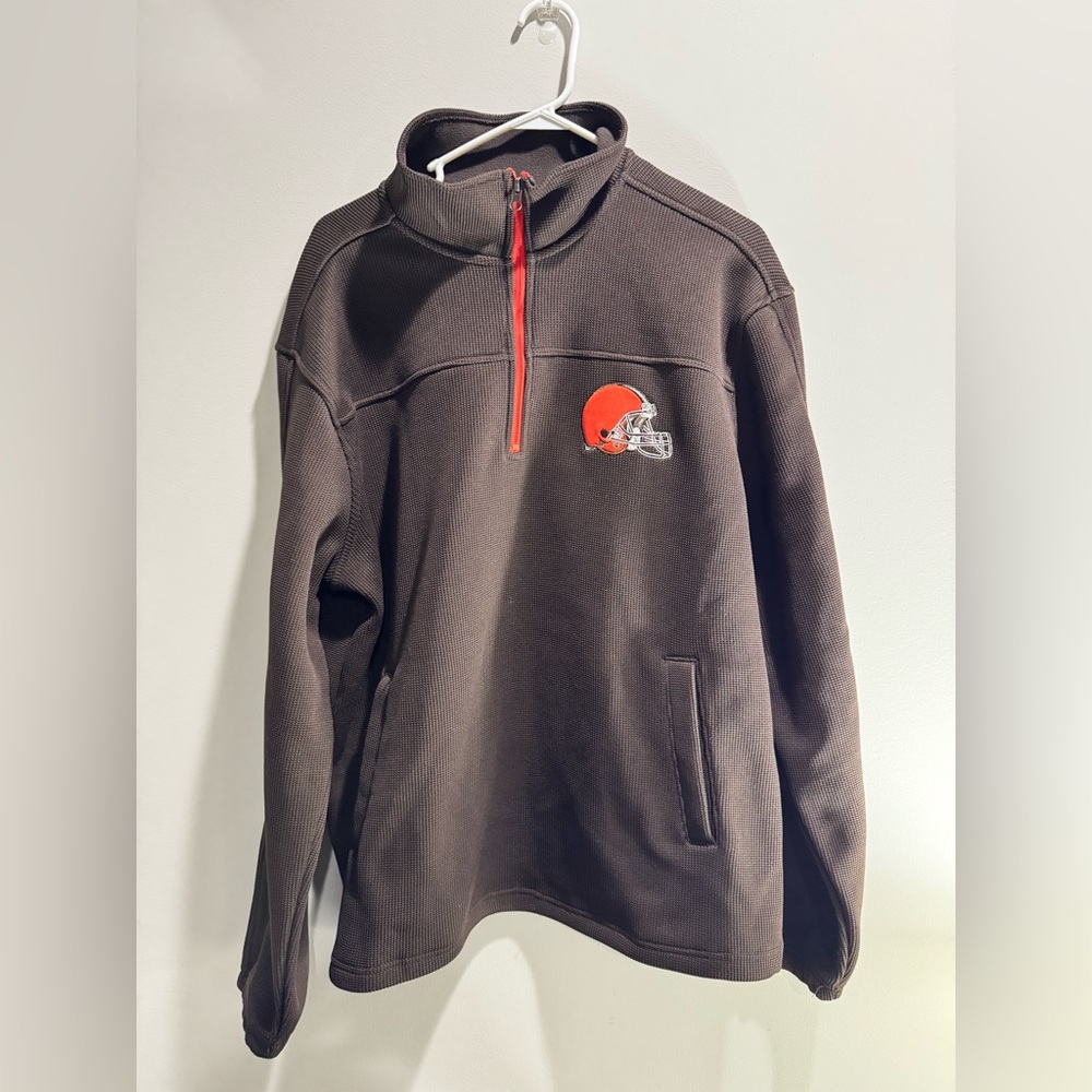 Men’s XL Browns 1/4 zip sweatshirt